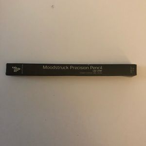 Moodstruck precision pencil lip liner